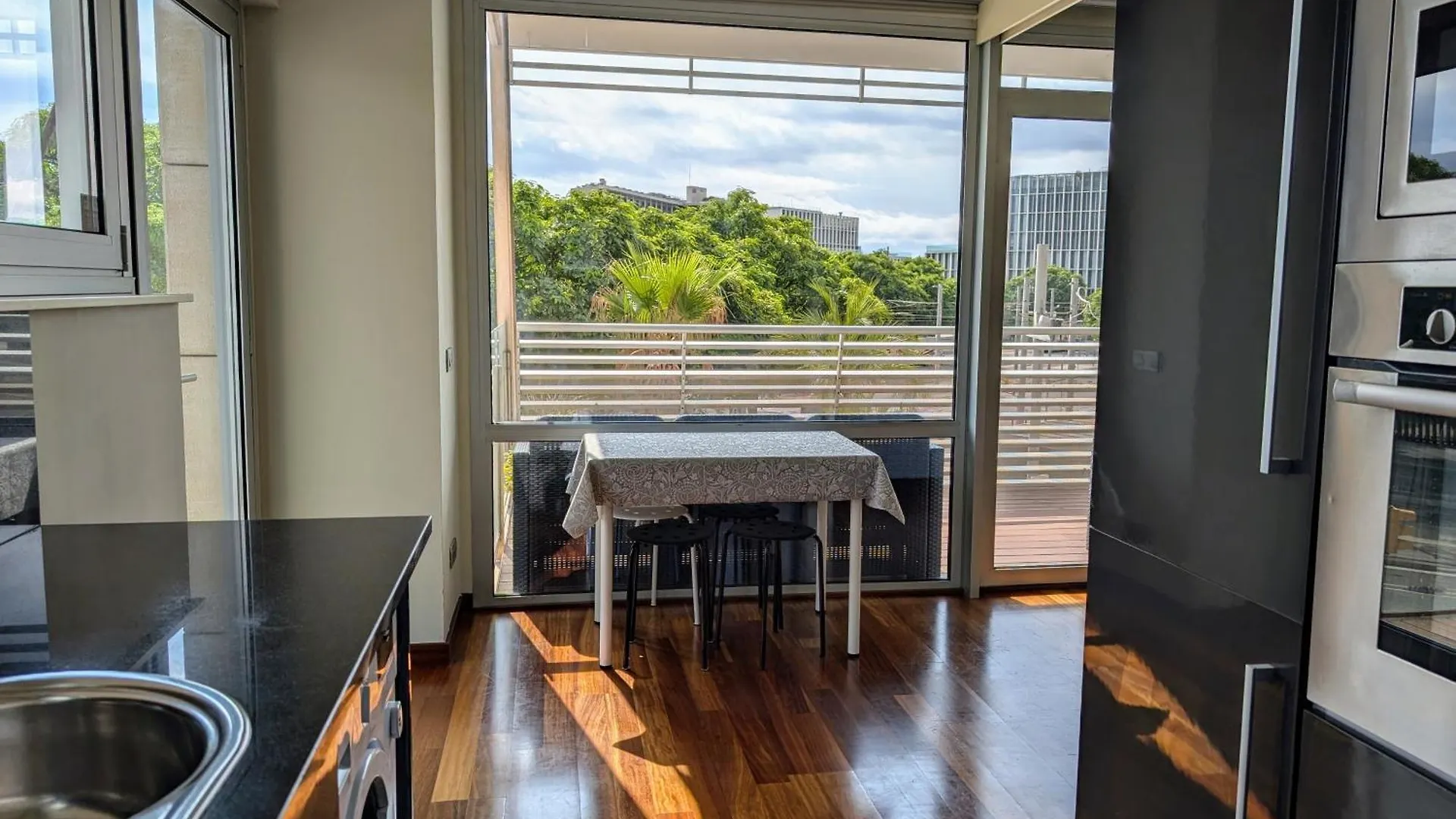 Top Family Forum Barcelona Con Piscina, Parking Y Playa A 5Min Sant Adria de Besos Apartment