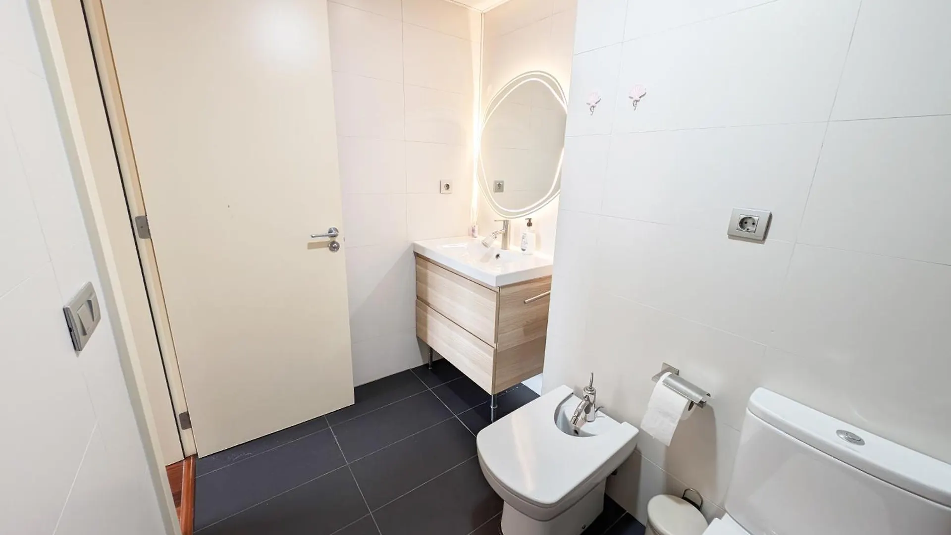 Apartment Top Family Forum Barcelona Con Piscina, Parking Y Playa A 5Min Sant Adria de Besos Spain
