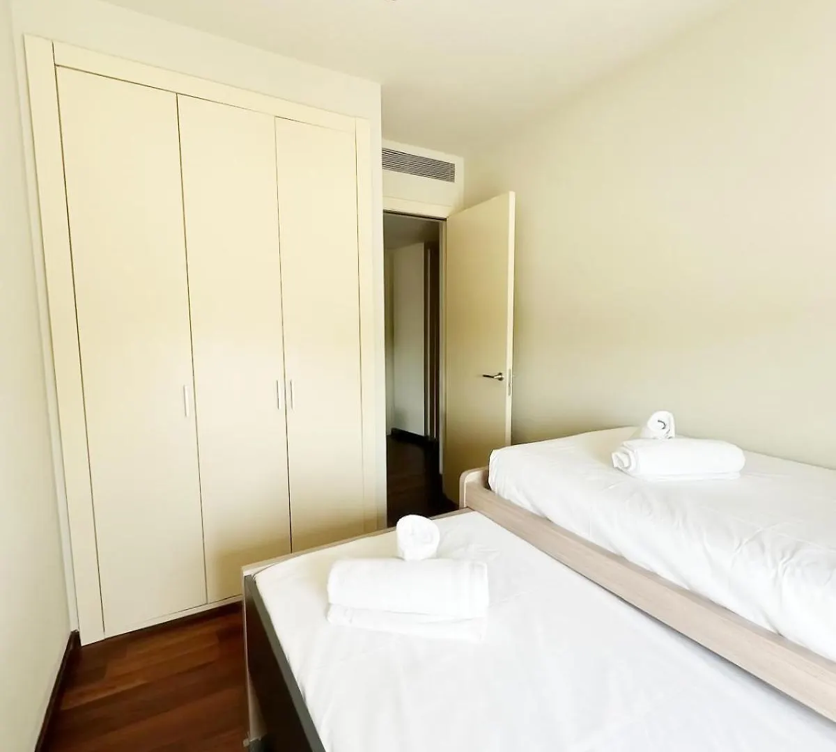Top Family Forum Barcelona Con Piscina, Parking Y Playa A 5Min Sant Adria de Besos Spain